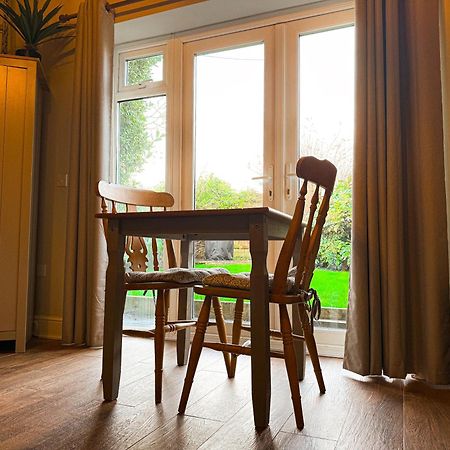 Beautiful Cotswold Couples Retreat Villa Bourton-on-the-Water Ngoại thất bức ảnh