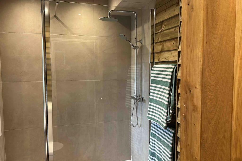 Beautiful Cotswold Couples Retreat Villa Bourton-on-the-Water Ngoại thất bức ảnh